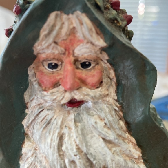 Vintage Santa Figure In Green Robe - Picture 6 of 6
